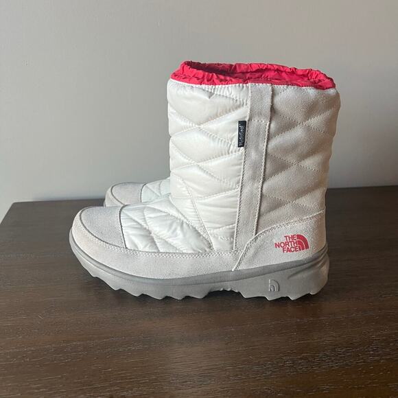 The North Face Girls Gray Red Winter Waterproof Snow Camp Boot- Size 6 - Picture 1 of 11